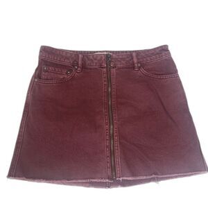 We the Free Zip It Up Denim Mini Skirt Raw Hem Maroon Size 27 Streetwear Basic